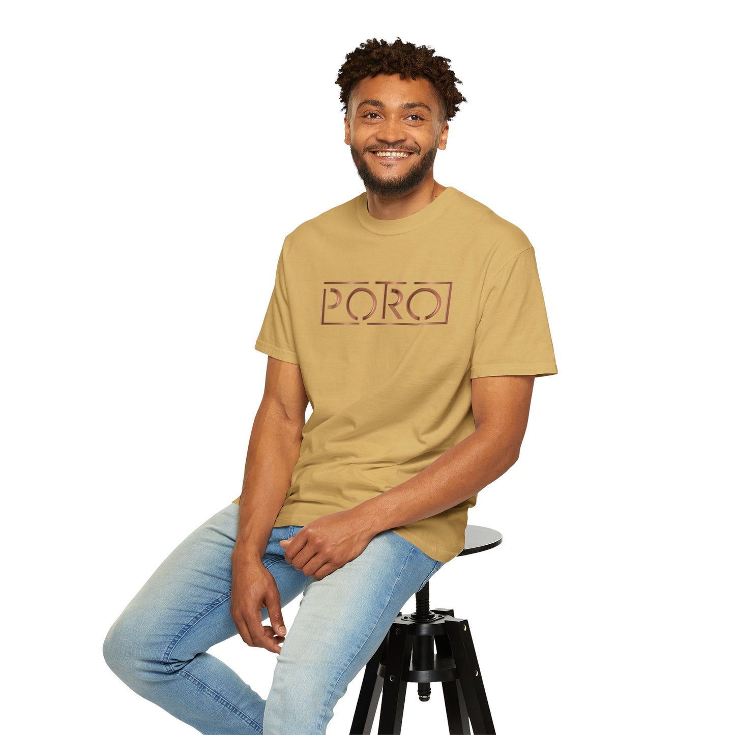 Unisex Garment-Dyed T-shirt with 'PORO' Design - Casual Fashion for Everyday Wear