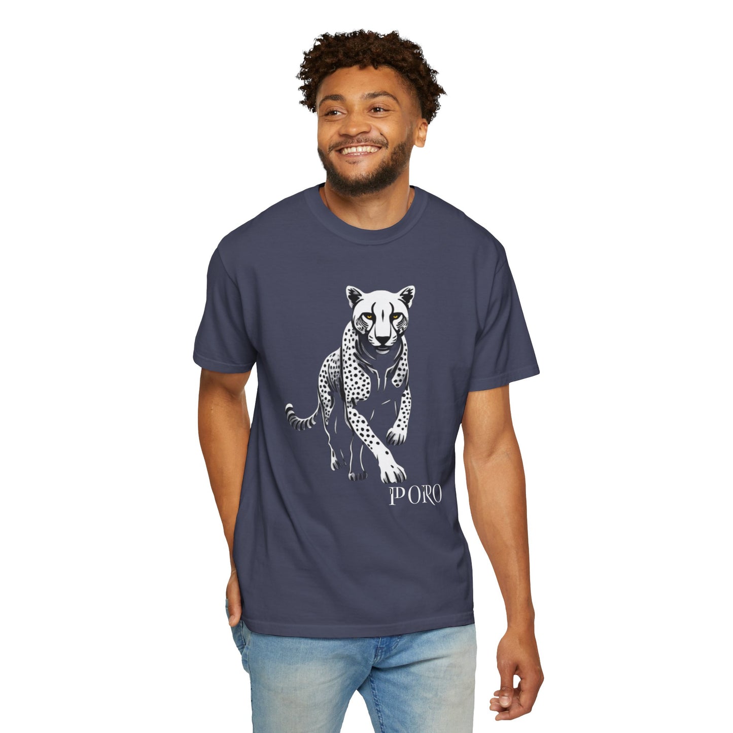 Cheetah Graphic Unisex T-Shirt - Wild Animal Art Tee for Nature Lovers poro brand