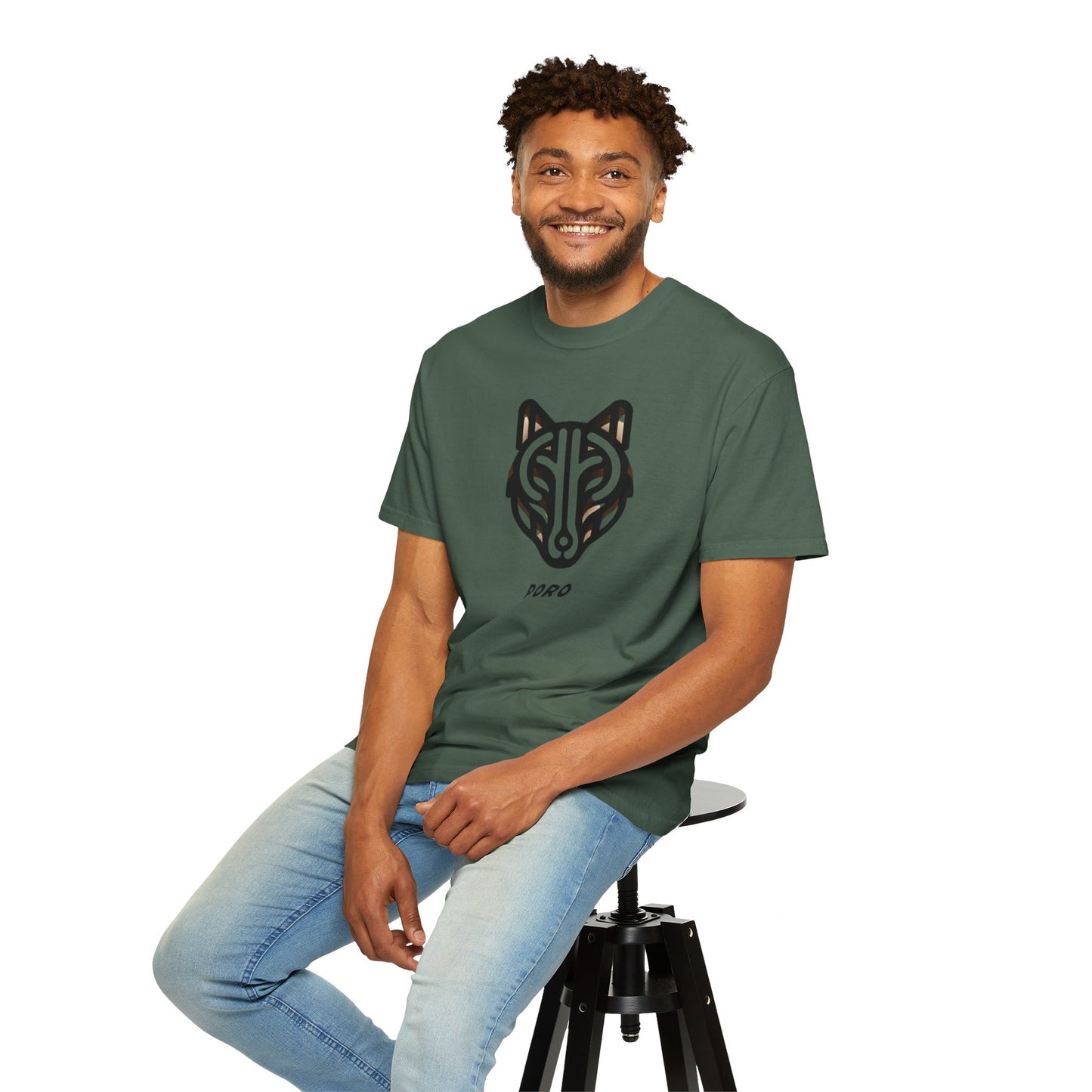 Poro Wolf Unisex T-Shirt - Cool Graphic Tee for Nature Lovers