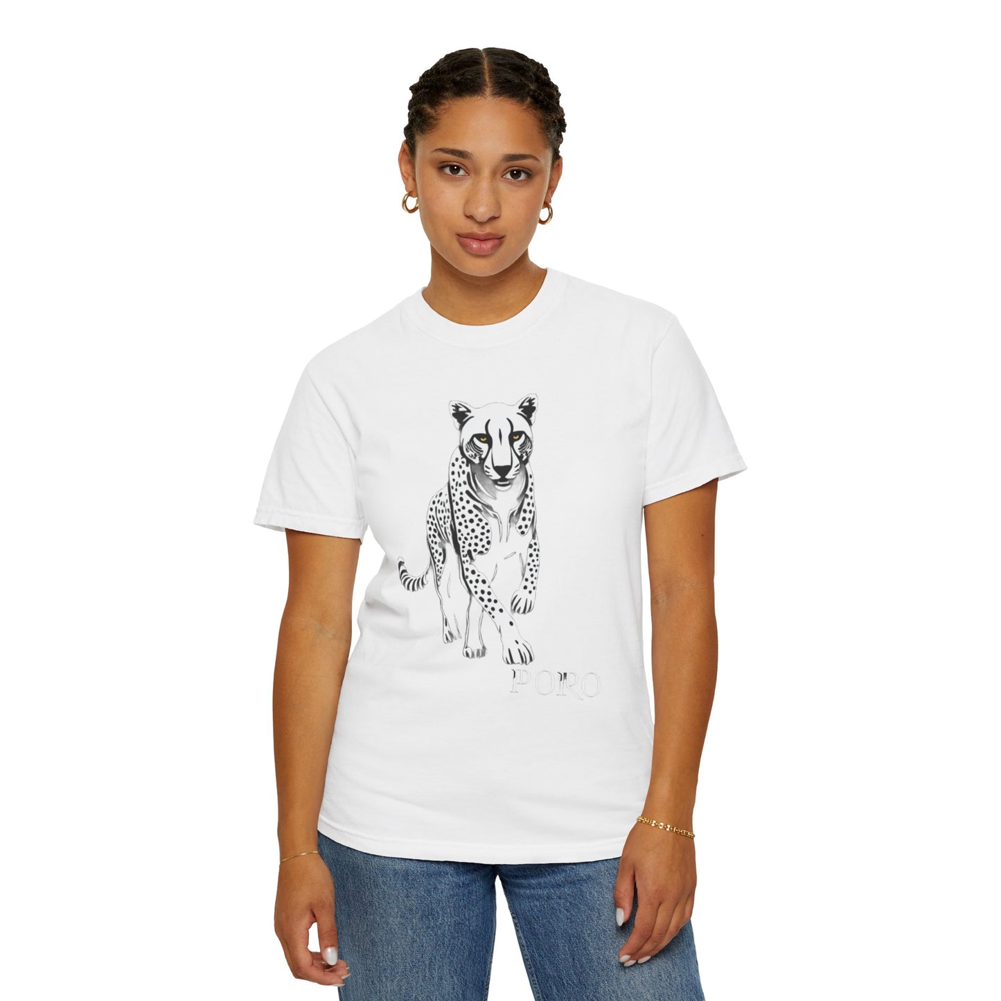 Cheetah Graphic Unisex T-Shirt - Wild Animal Art Tee for Nature Lovers poro brand