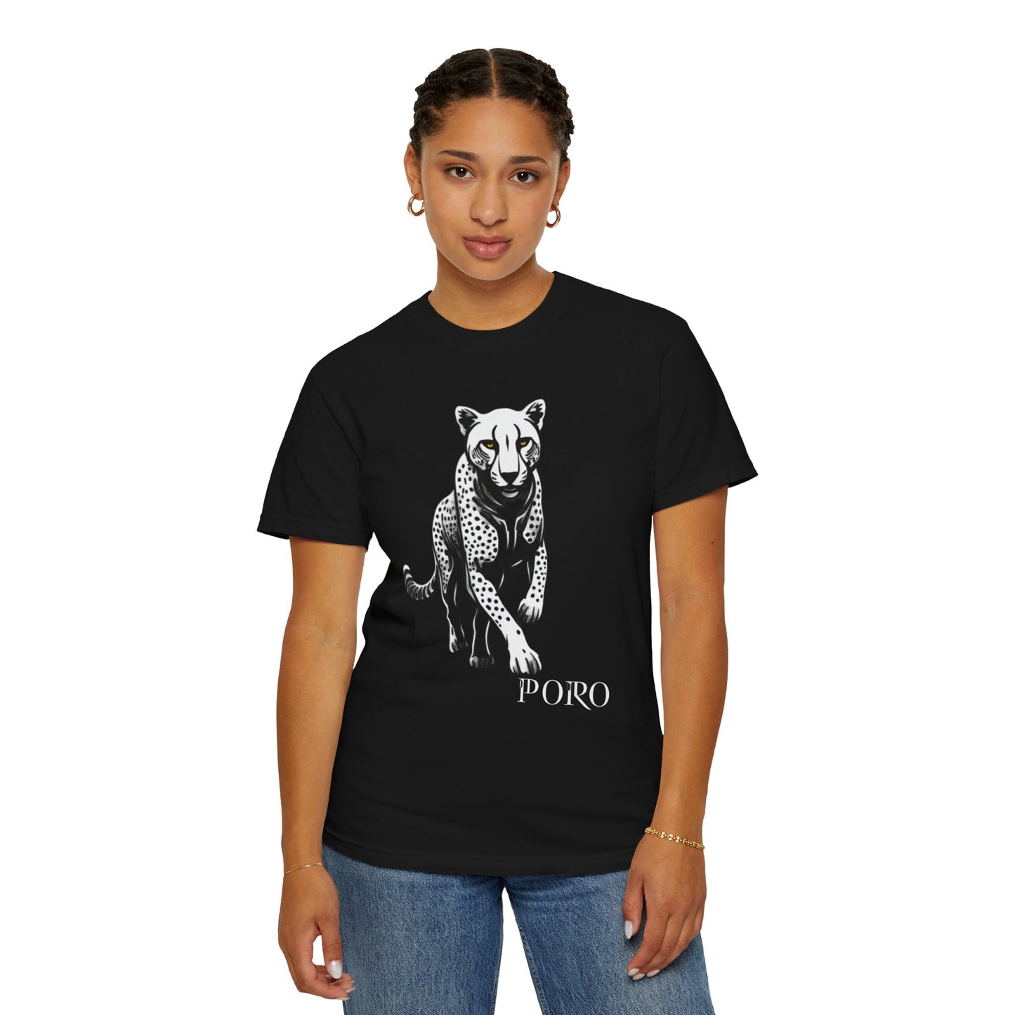 Cheetah Graphic Unisex T-Shirt - Wild Animal Art Tee for Nature Lovers poro brand