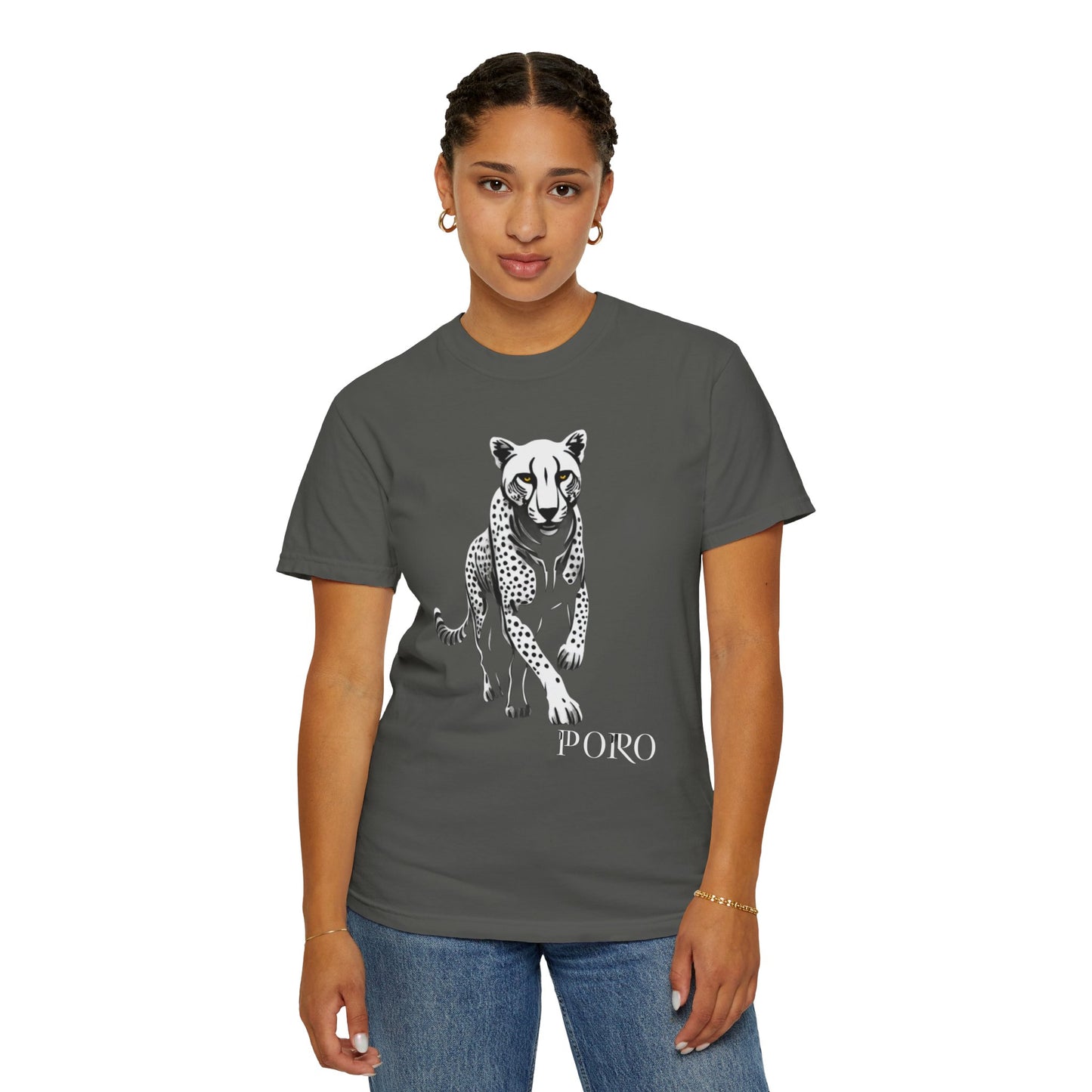 Cheetah Graphic Unisex T-Shirt - Wild Animal Art Tee for Nature Lovers poro brand