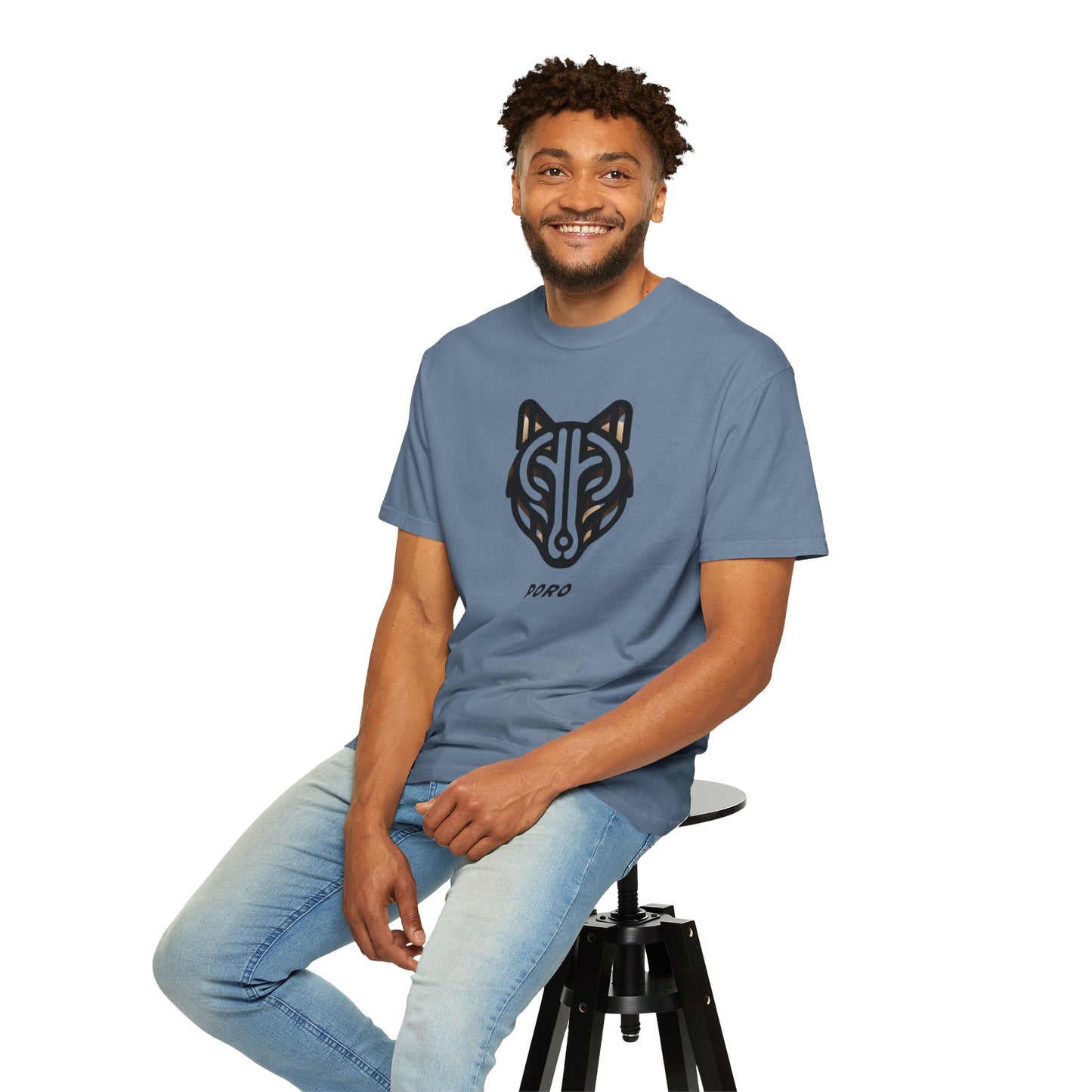 Poro Wolf Unisex T-Shirt - Cool Graphic Tee for Nature Lovers