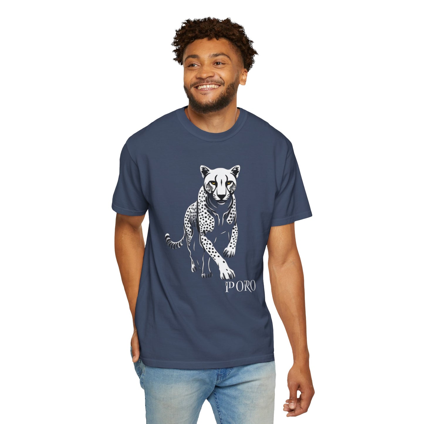 Cheetah Graphic Unisex T-Shirt - Wild Animal Art Tee for Nature Lovers poro brand