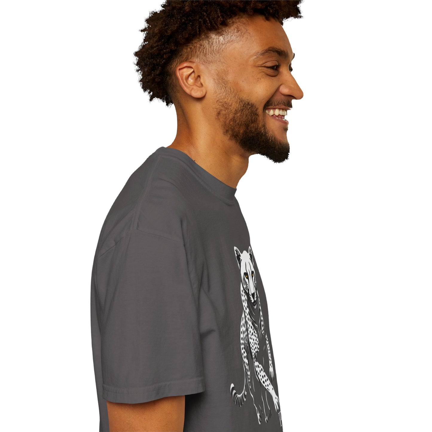 Cheetah Graphic Unisex T-Shirt - Wild Animal Art Tee for Nature Lovers poro brand