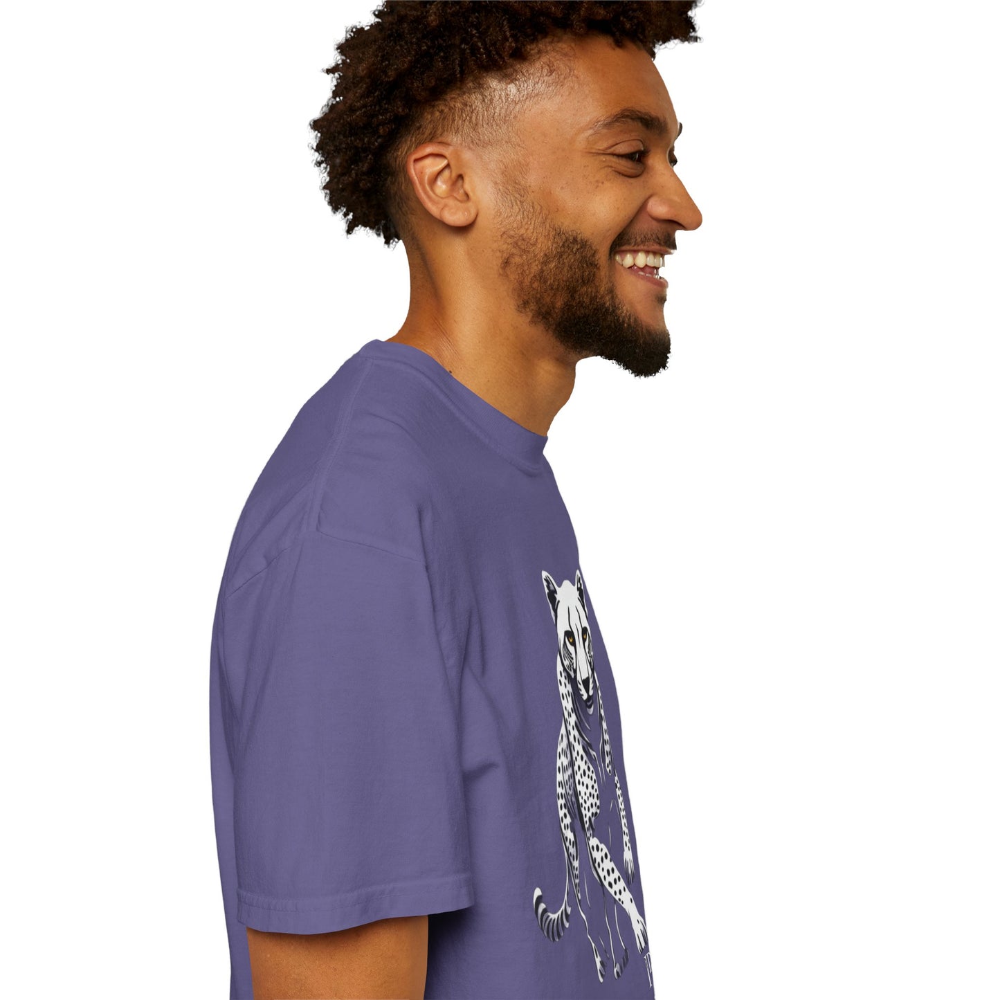 Cheetah Graphic Unisex T-Shirt - Wild Animal Art Tee for Nature Lovers poro brand