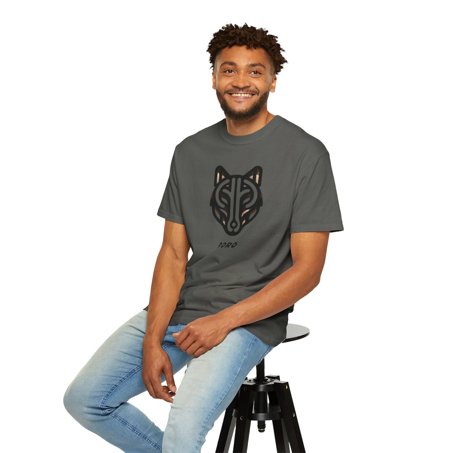 Poro Wolf Unisex T-Shirt - Cool Graphic Tee for Nature Lovers