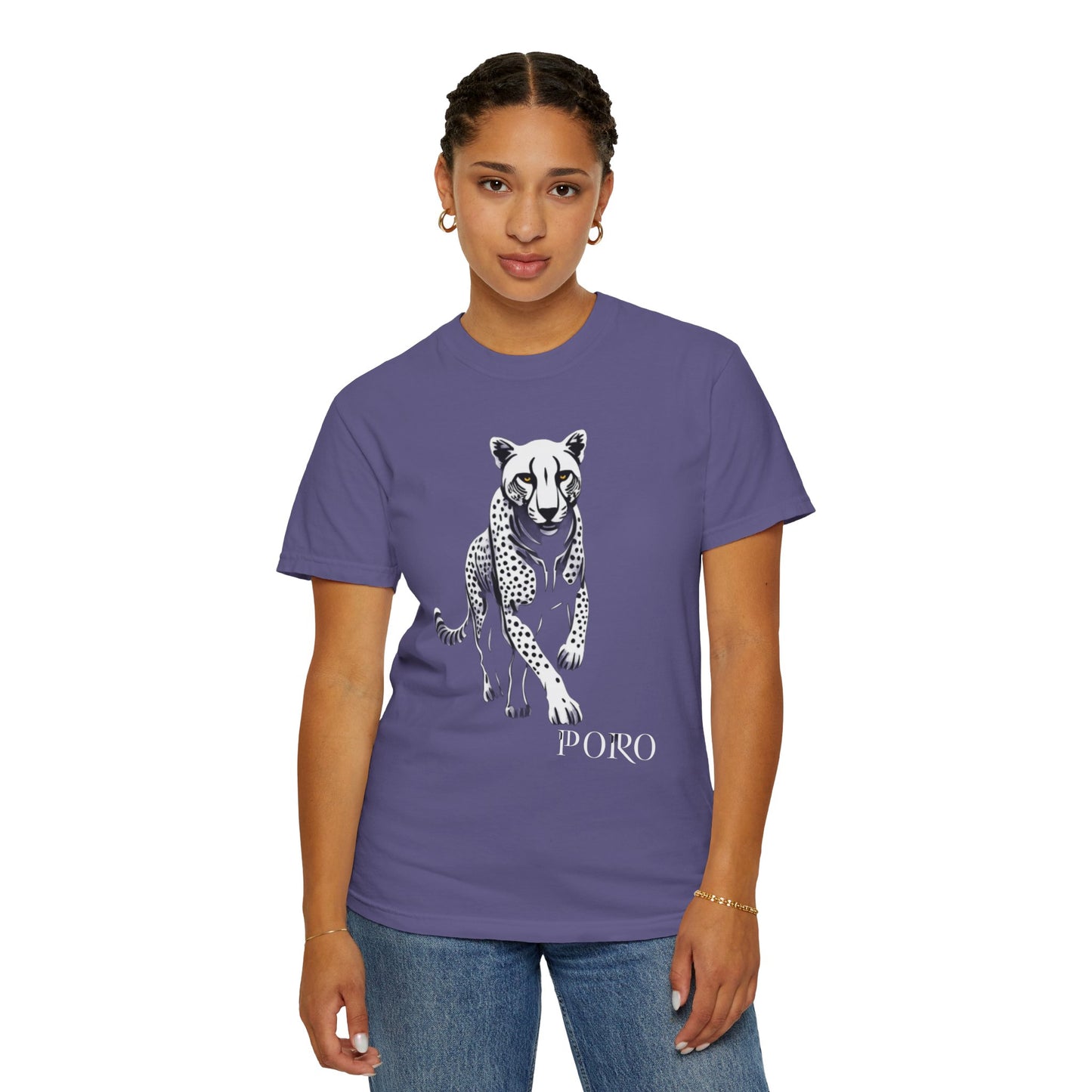 Cheetah Graphic Unisex T-Shirt - Wild Animal Art Tee for Nature Lovers poro brand