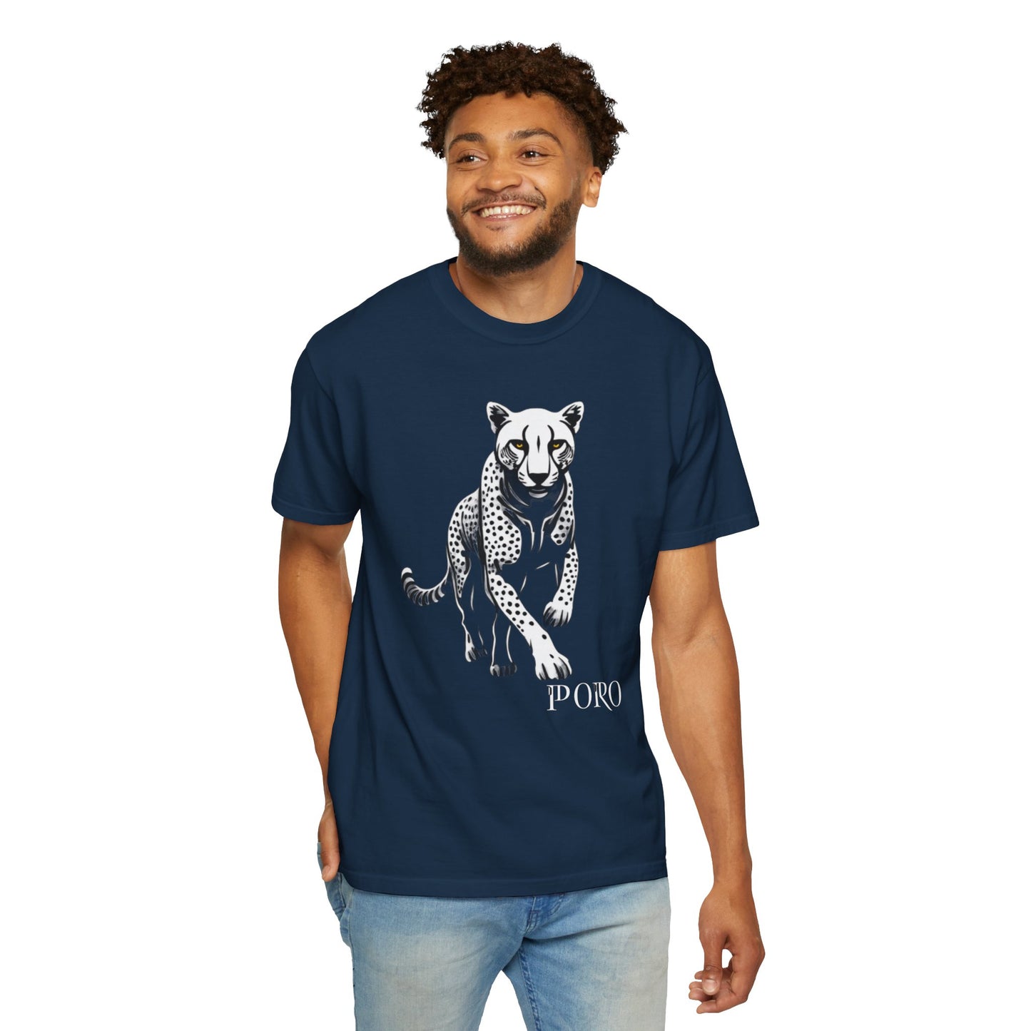 Cheetah Graphic Unisex T-Shirt - Wild Animal Art Tee for Nature Lovers poro brand